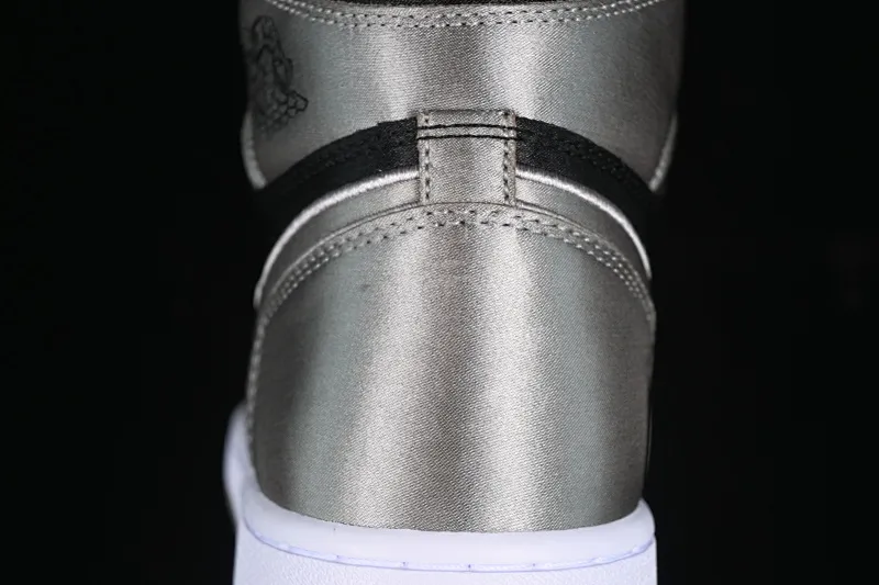 All categories Air Jordan Jordan series basketball shoes Air Jordan 1 High Air Jordan 1 High OG "Satin Shadow" AJ1 Joe 1 silk shadow gray FD4810-010